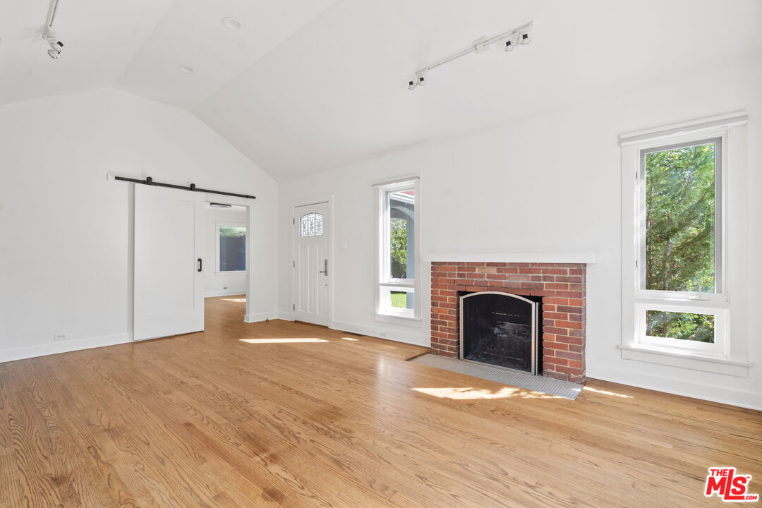 MLS #25611121 image #7