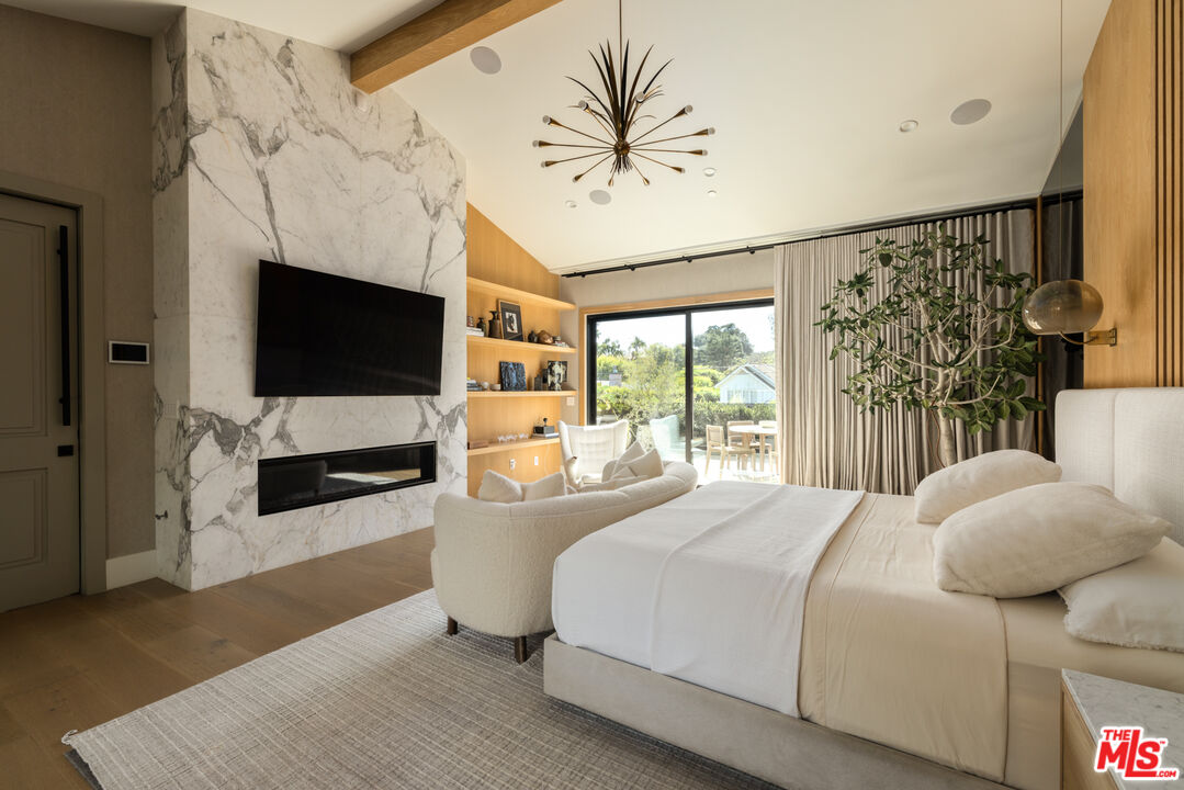 MLS #25611153 image #15