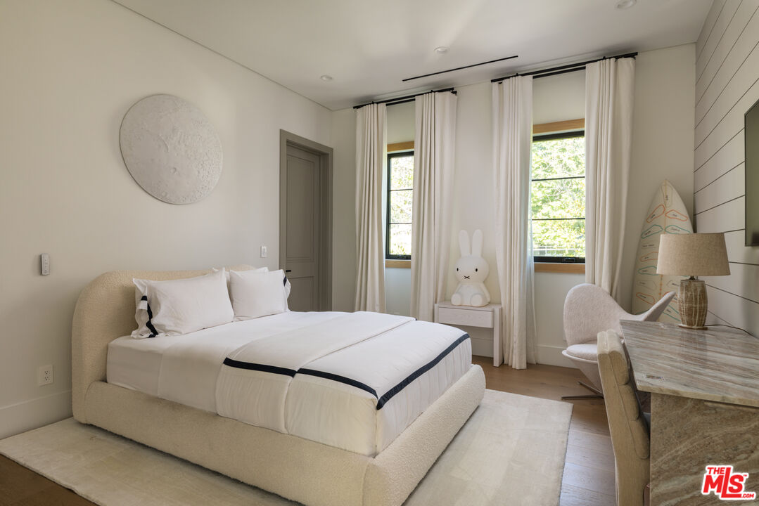 MLS #25611153 image #22