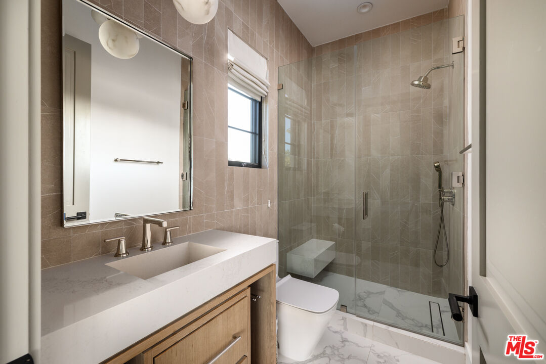 MLS #25611153 image #24