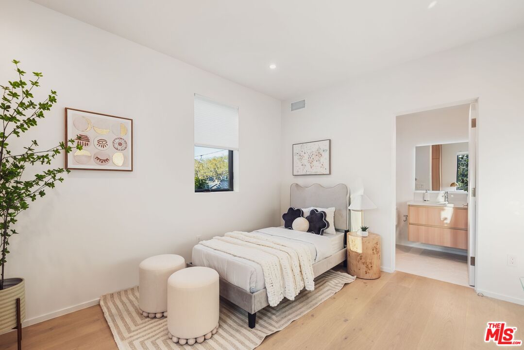 MLS #25611201 image #21