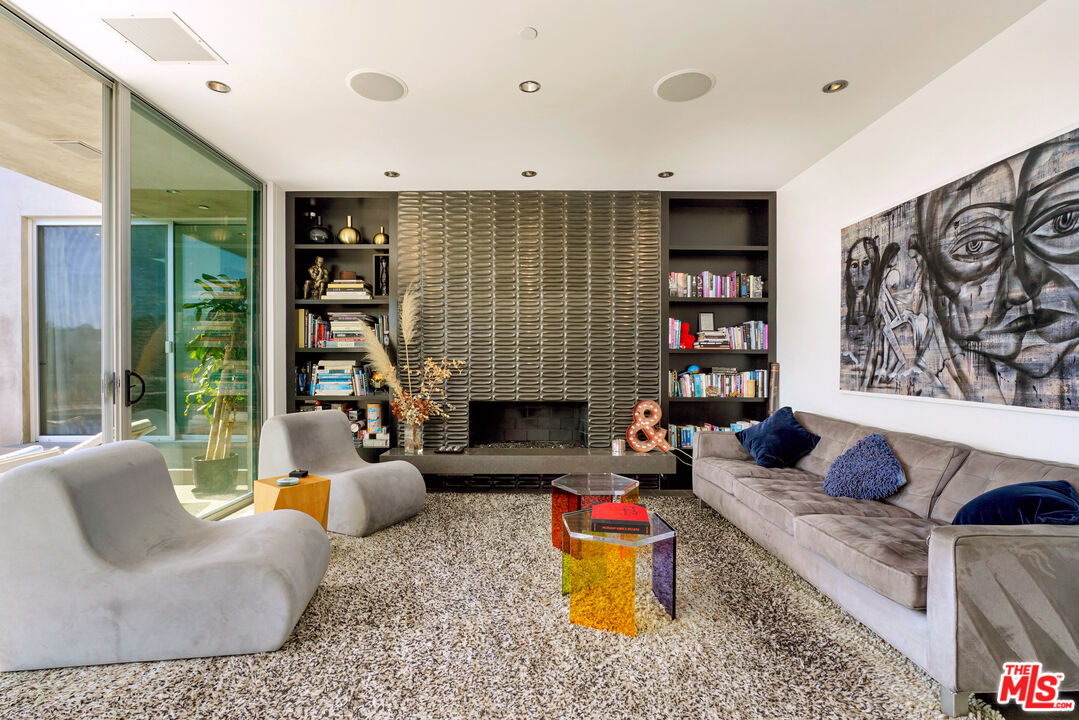 MLS #25611529 image #3