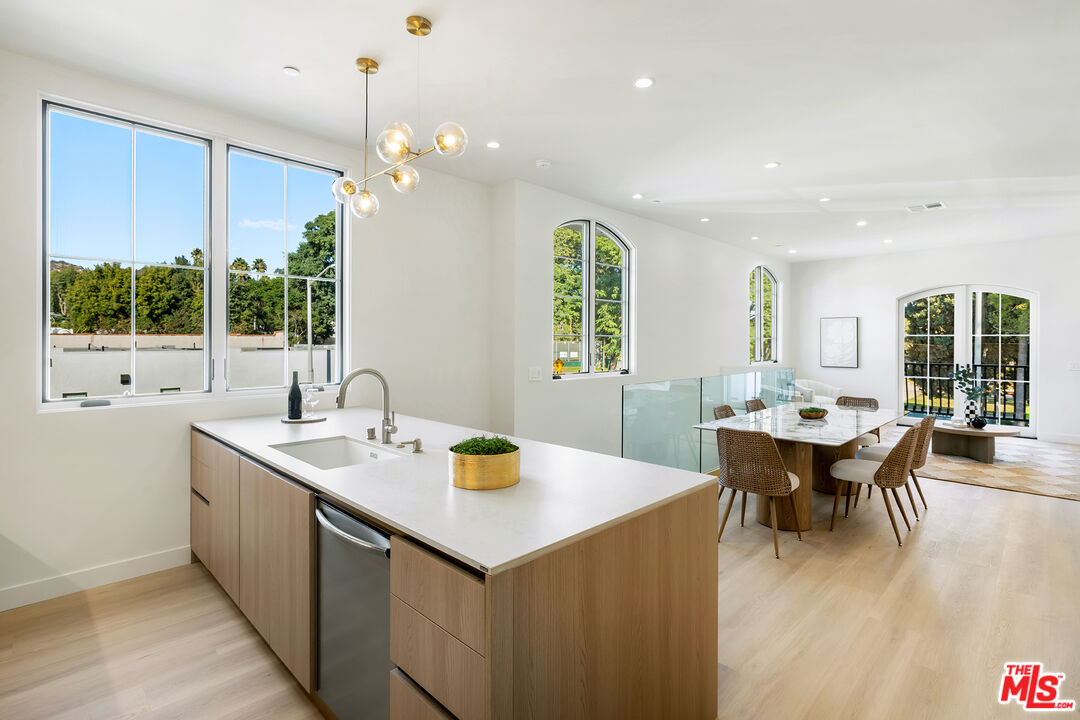 MLS #25611685 image #10