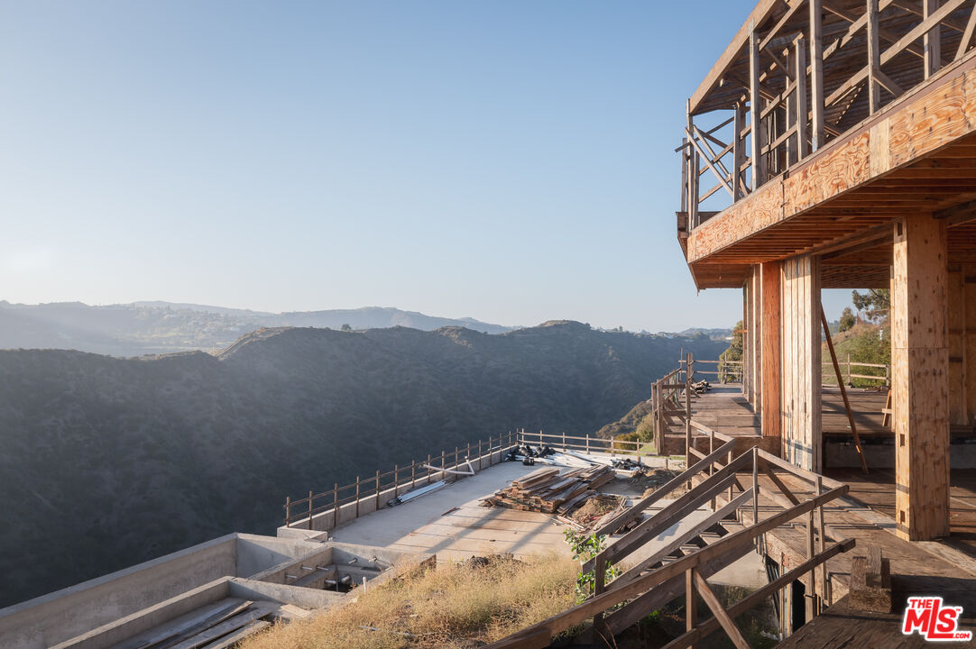 MLS #25611809 image #13