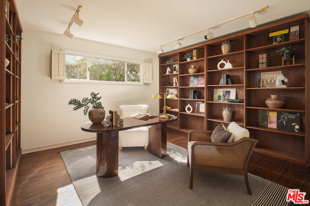 MLS #25611889 image #13