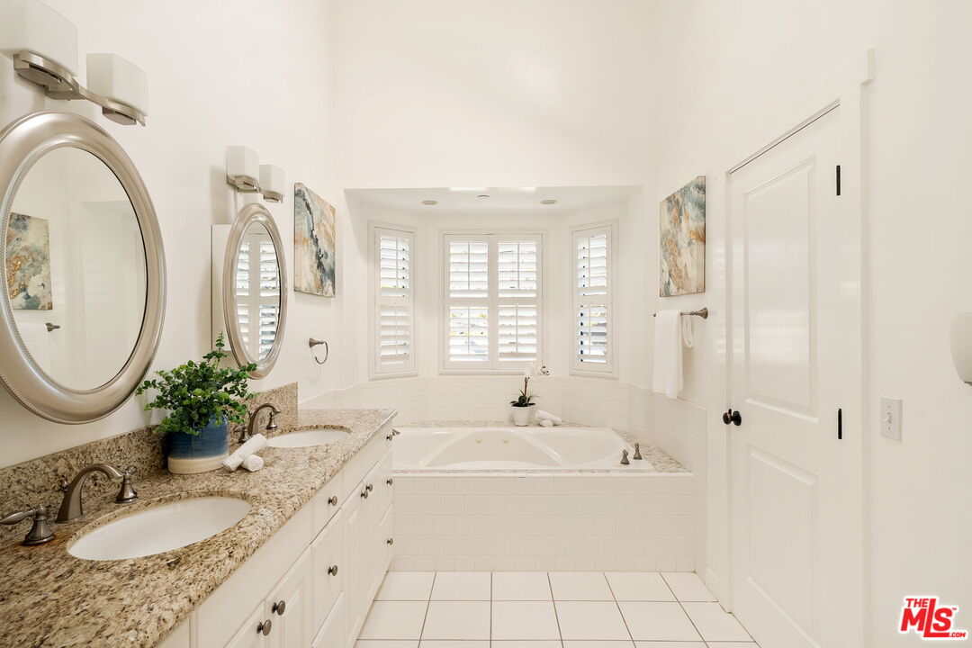 MLS #25611913 image #33