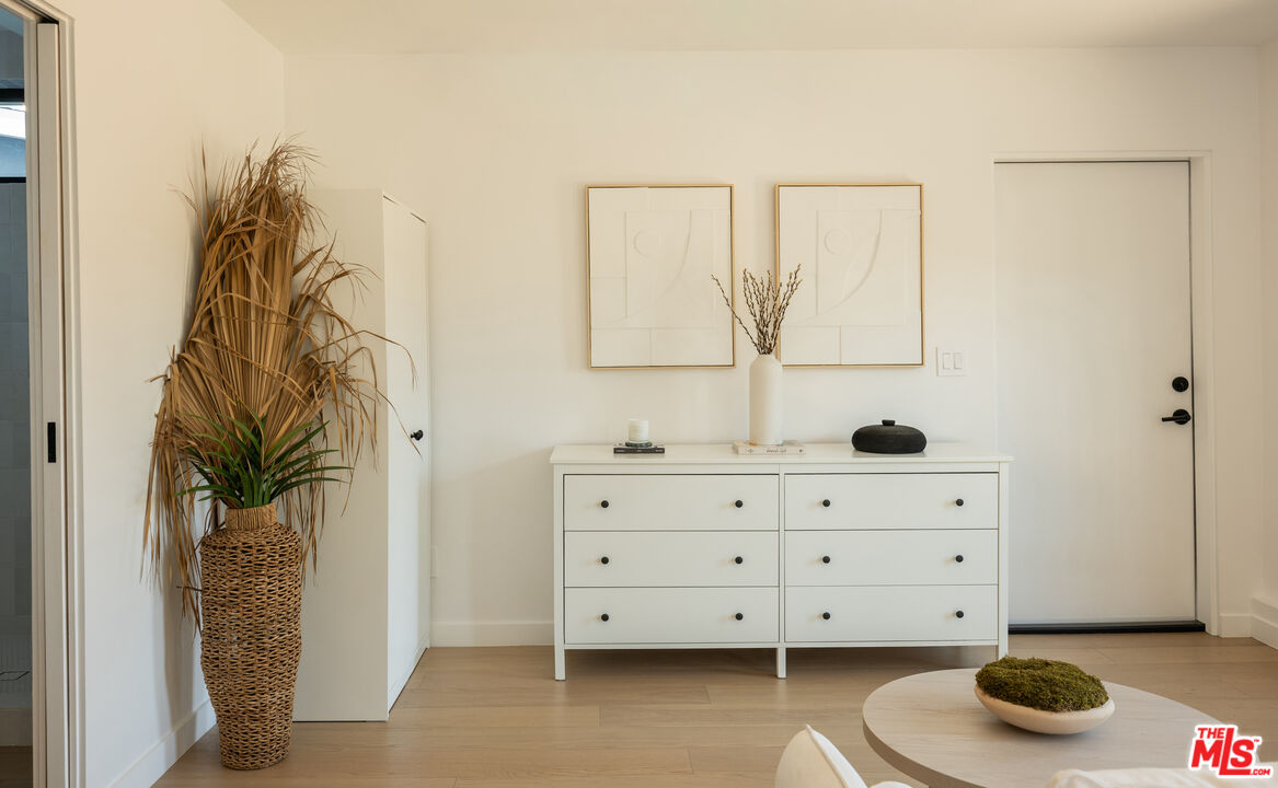 MLS #25611993 image #34