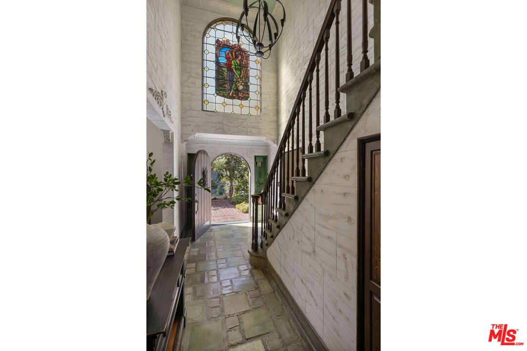 MLS #25612113 image #9