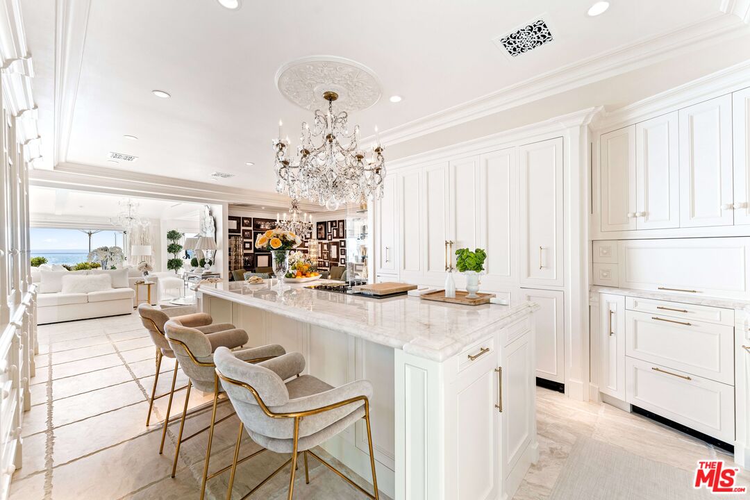 MLS #25612373 image #10