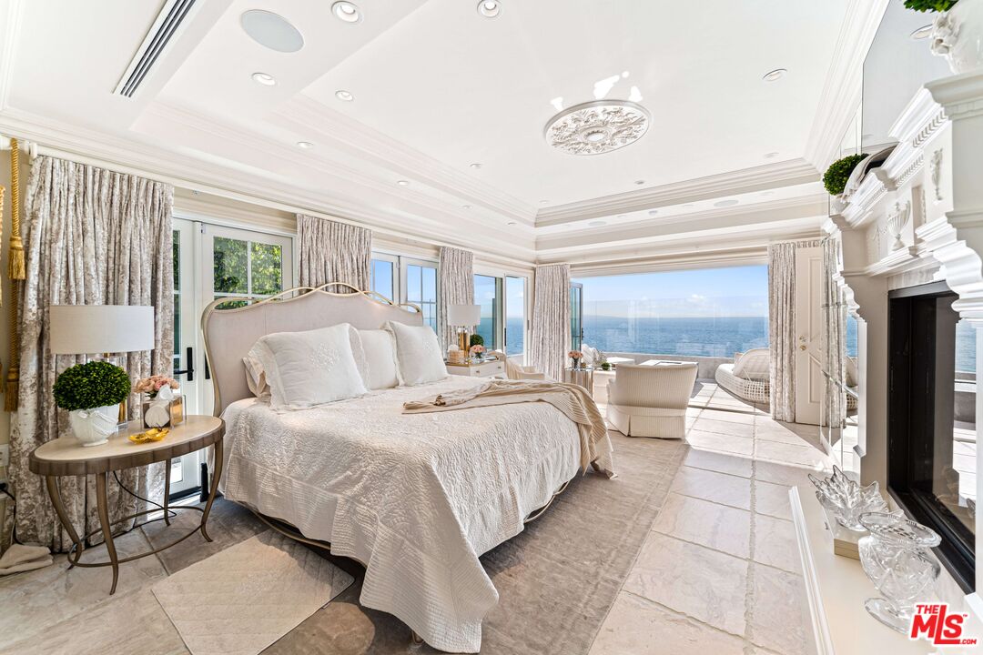 MLS #25612373 image #15