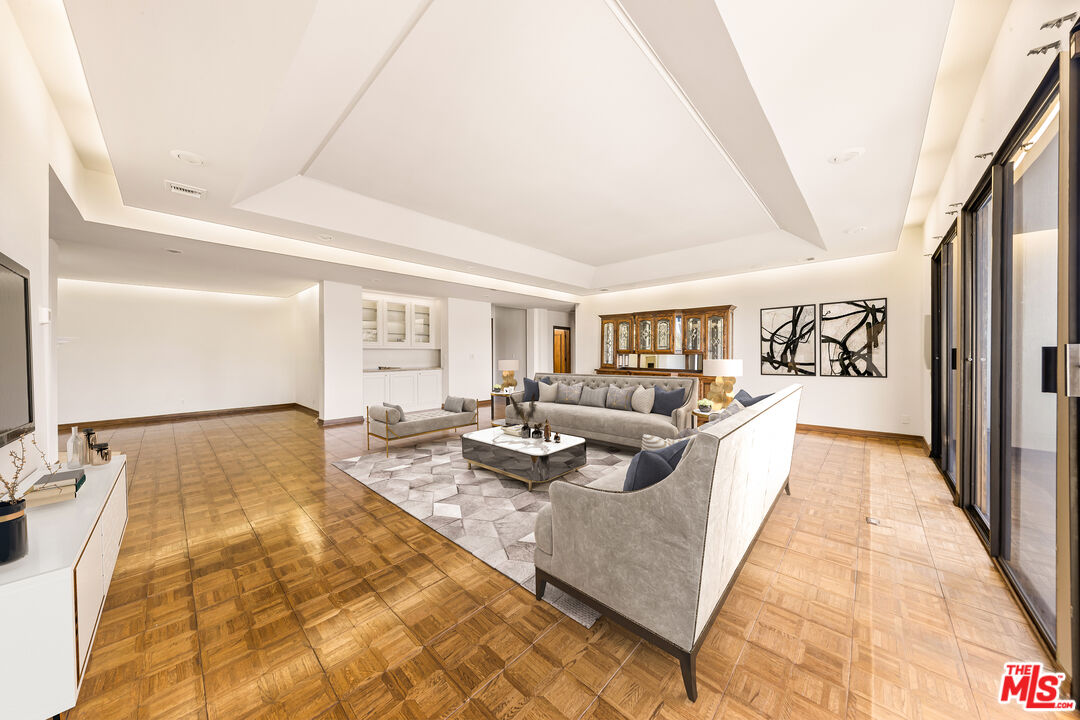 MLS #25612533 image #1