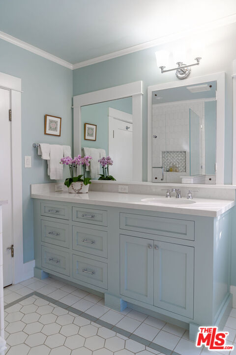 MLS #25612841 image #12