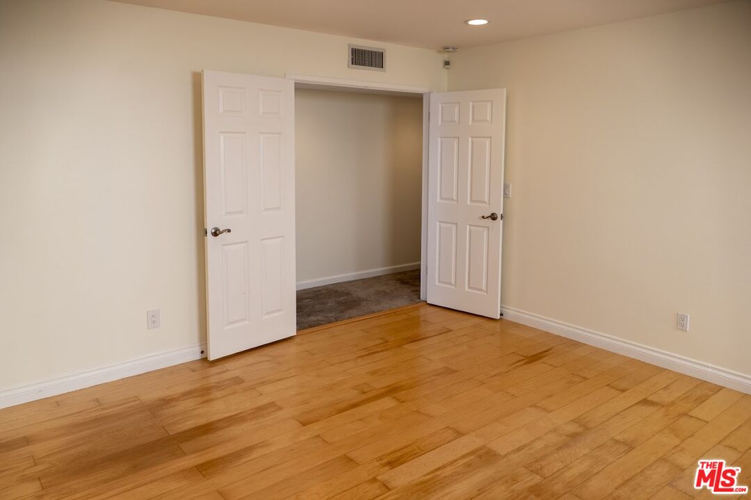 MLS #25613477 image #17