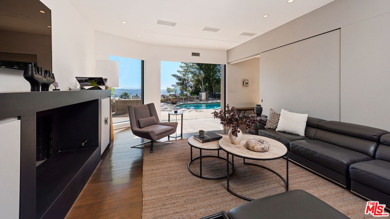 MLS #25613487 image #10