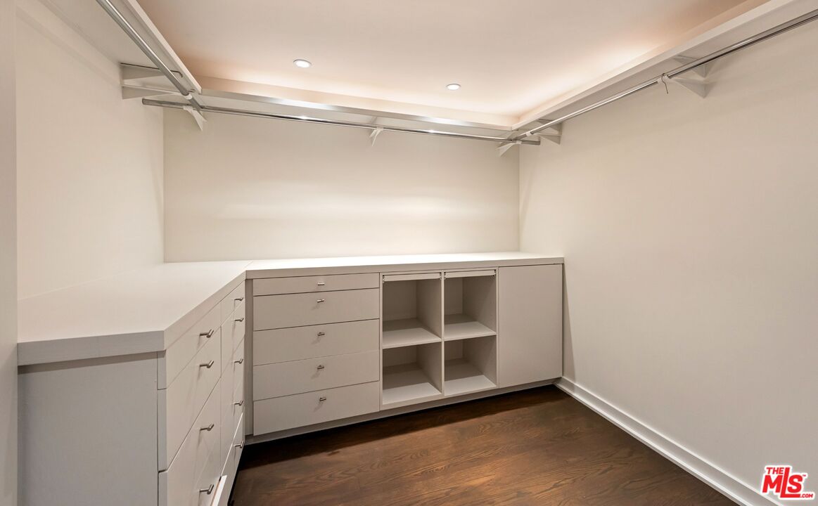 MLS #25613487 image #16