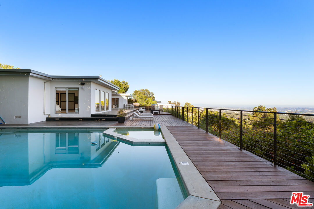 MLS #25613549 image #17