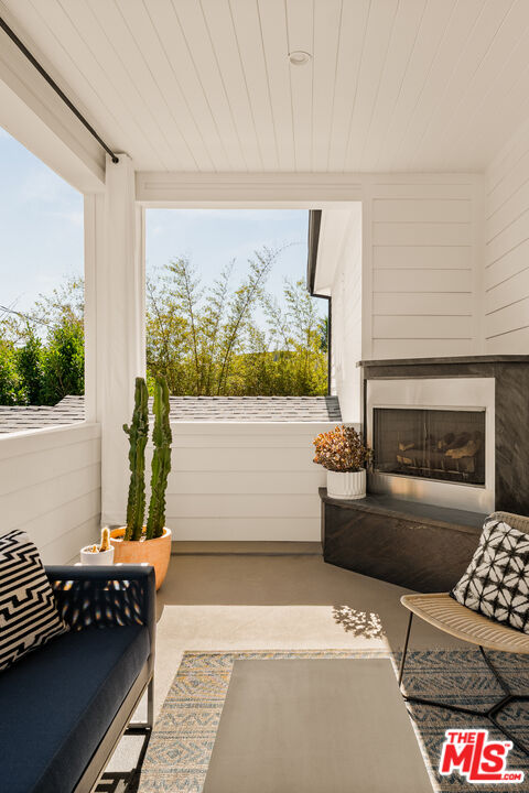 MLS #25613575 image #18