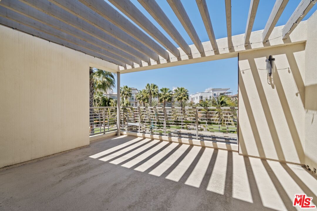 MLS #25613637 image #14