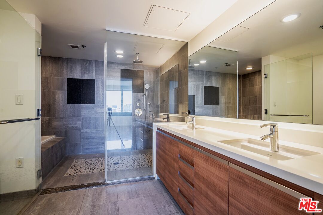 MLS #25613829 image #16