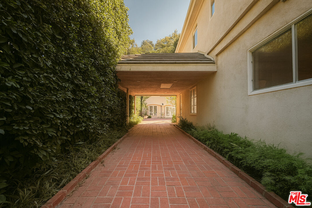 MLS #25613855 image #9