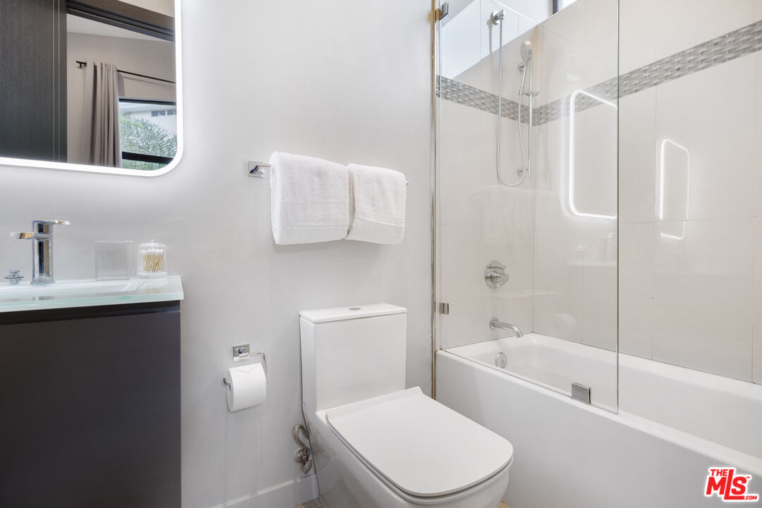 MLS #25613873 image #24