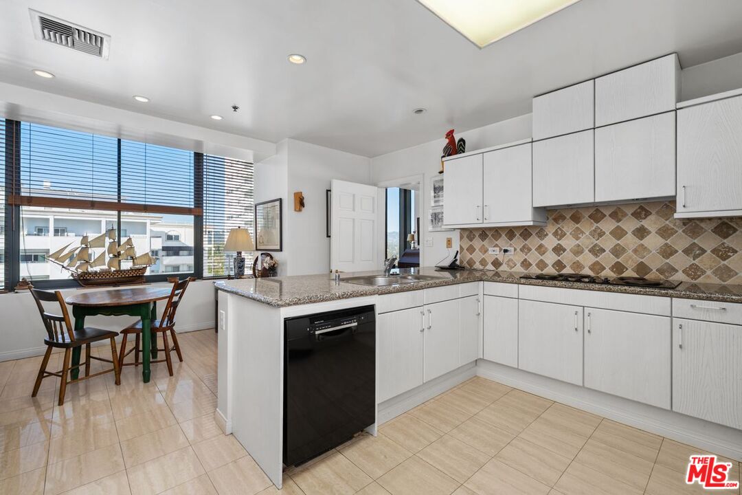 MLS #25614041 image #18