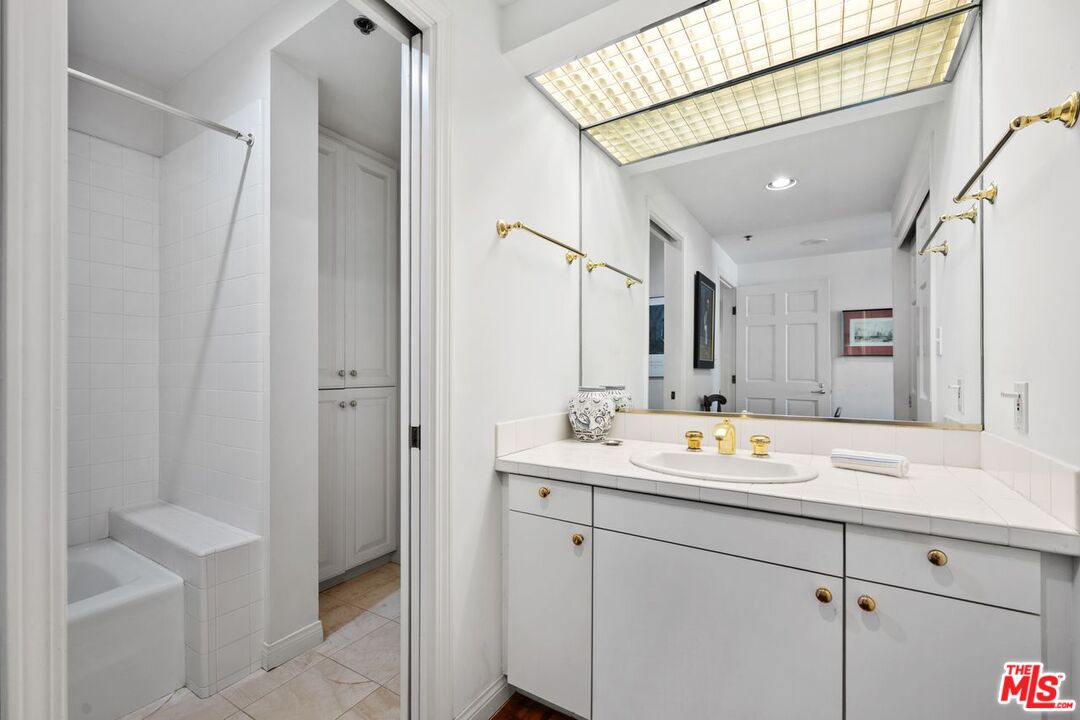 MLS #25614041 image #25