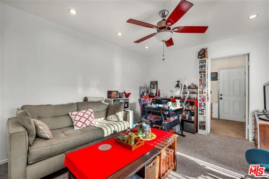 MLS #25614233 image #21