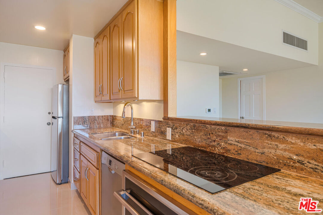 MLS #25614289 image #12