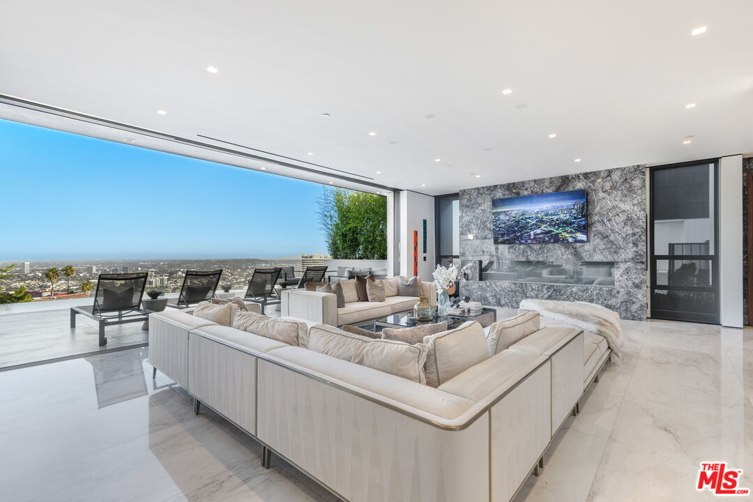 MLS #25614421 image #3