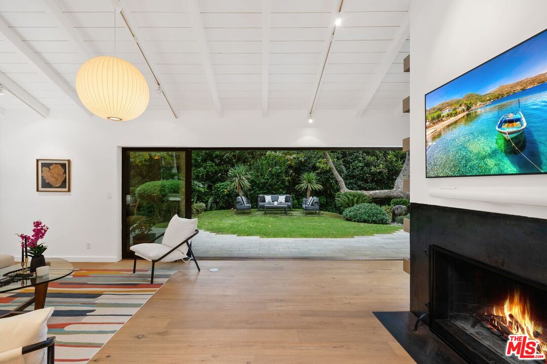 MLS #25614589 image #10