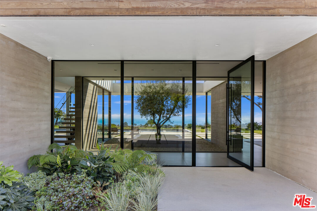 MLS #25614643 image #8