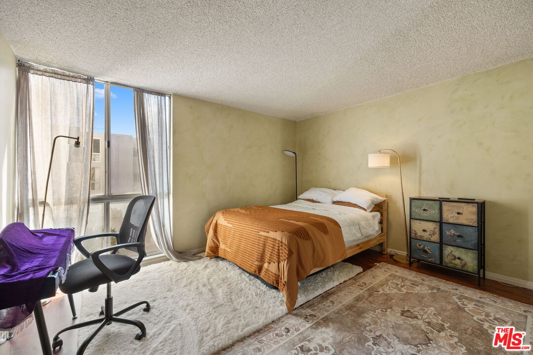 MLS #25614897 image #15