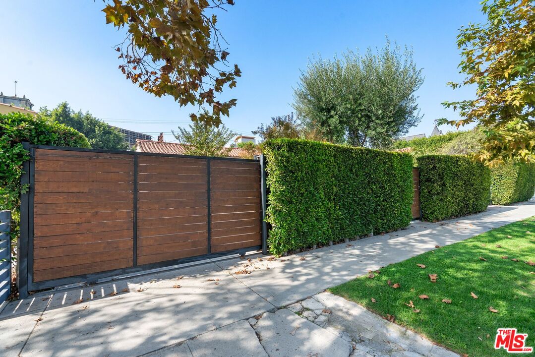 MLS #25615007 image #24