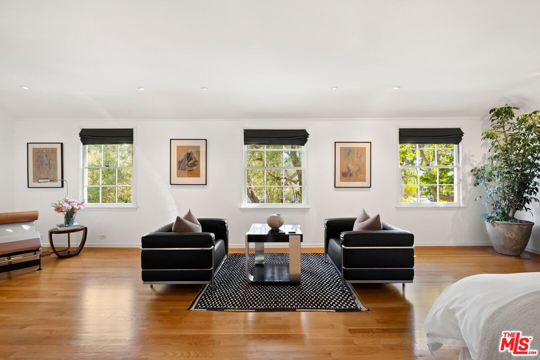 MLS #25615053 image #12