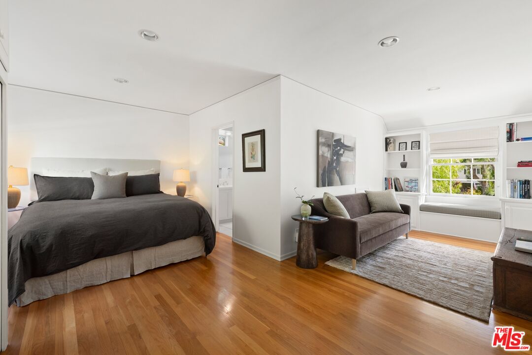 MLS #25615053 image #16