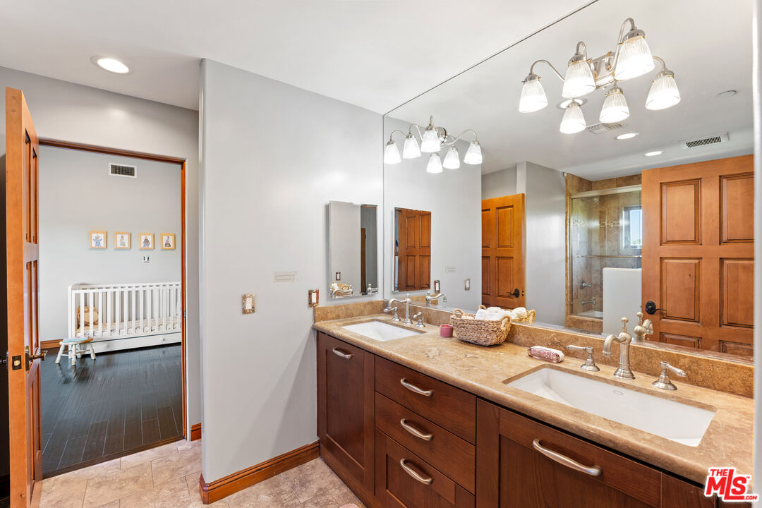 MLS #25615273 image #13