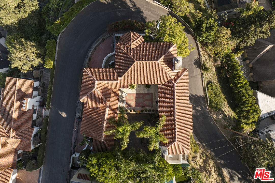 MLS #25615369 image #32