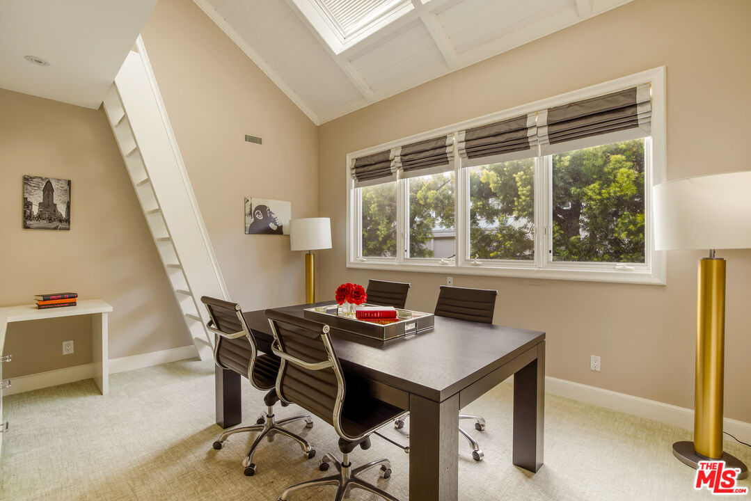 MLS #25615389 image #23