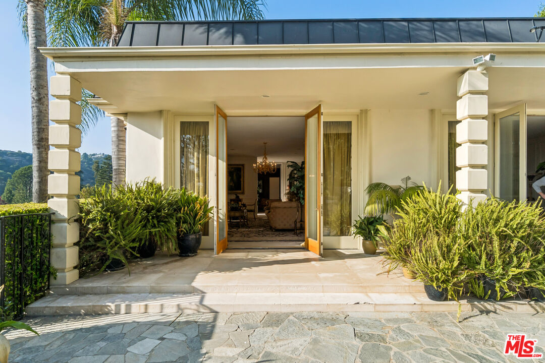 MLS #25615495 image #16