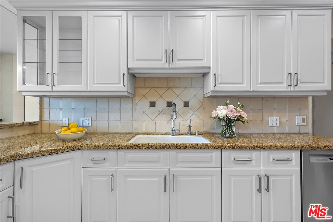 MLS #25615761 image #16