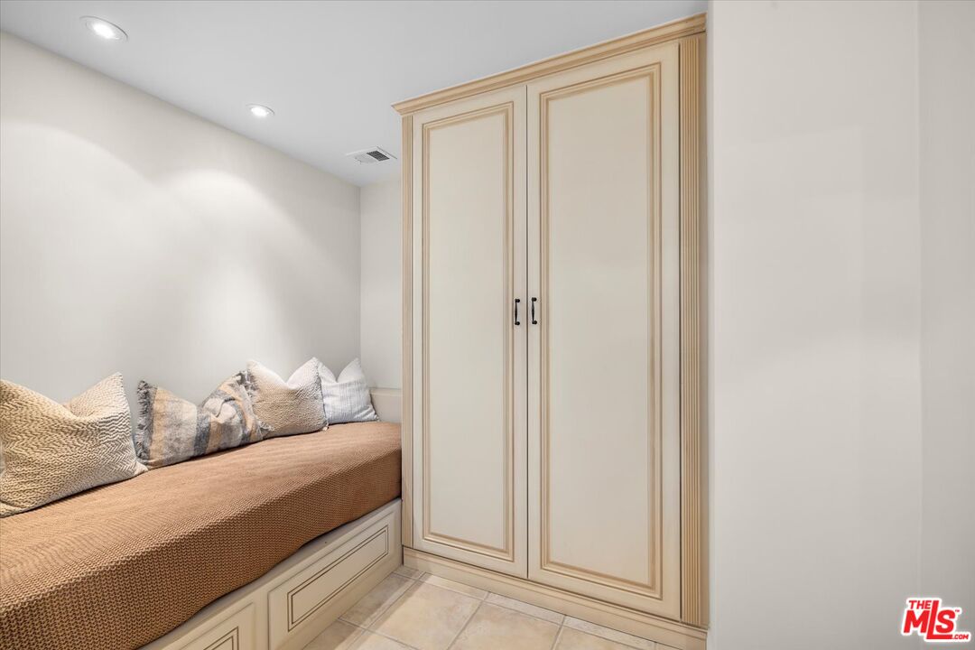 MLS #25615761 image #5