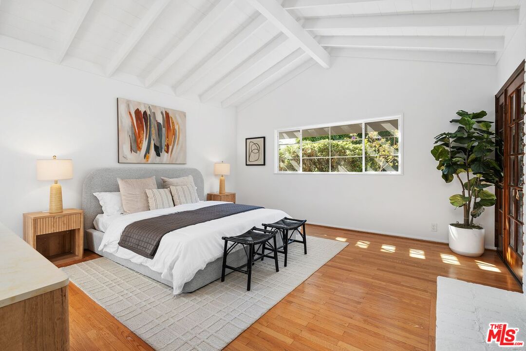 MLS #25615833 image #19