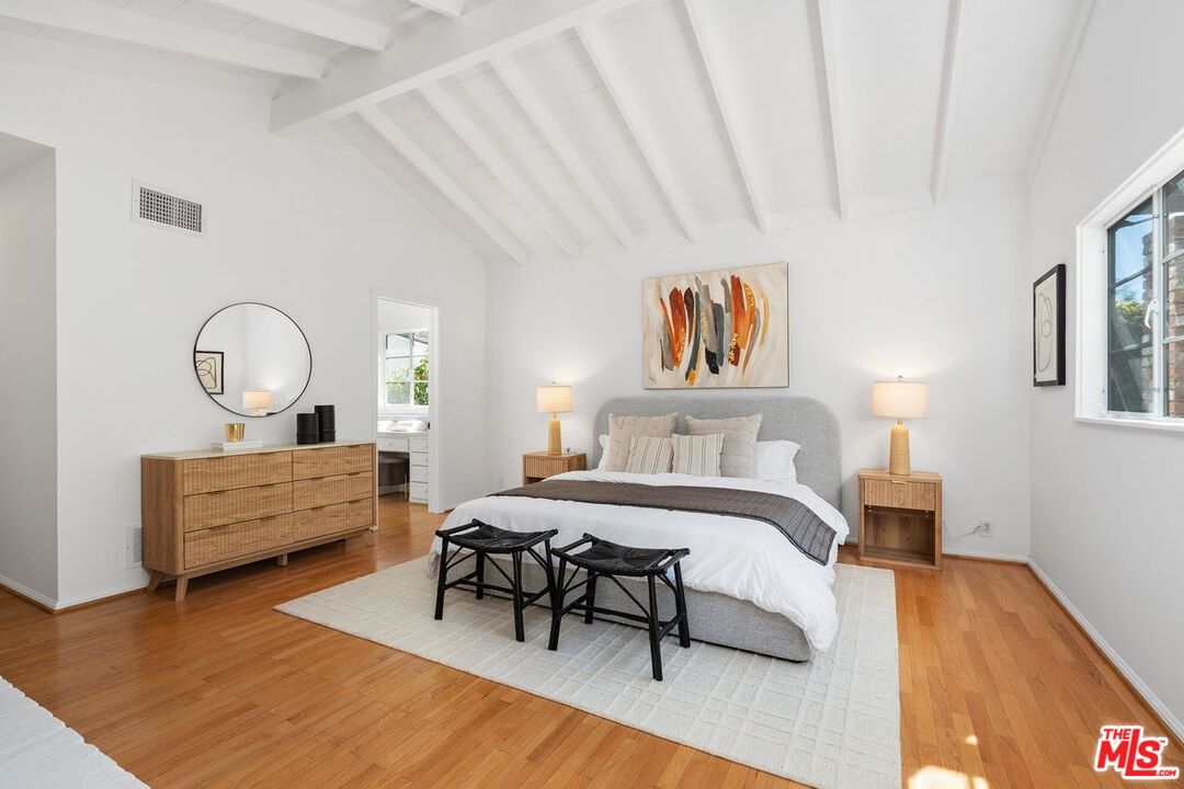 MLS #25615833 image #22