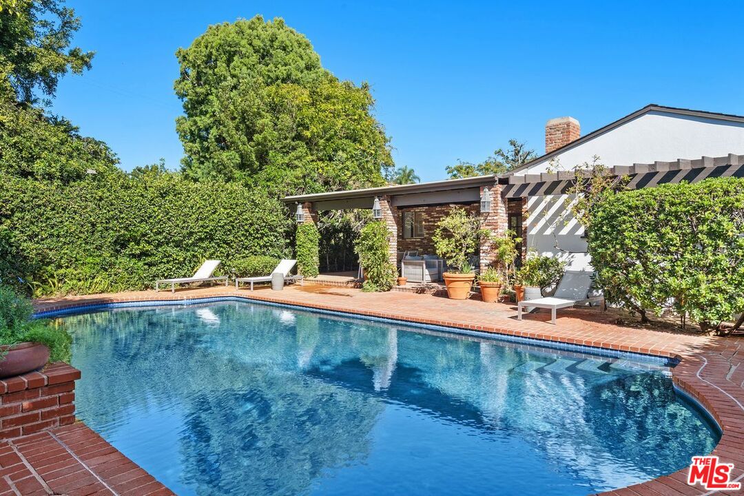 MLS #25615833 image #25