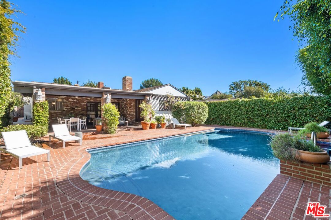 MLS #25615833 image #27