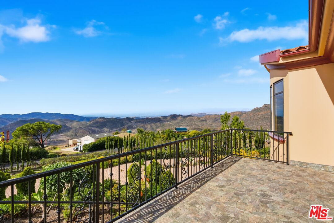 MLS #25615863 image #22