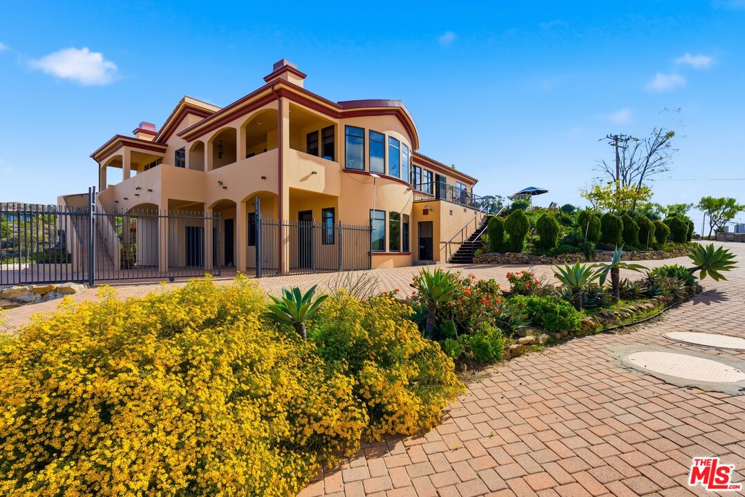 MLS #25615863 image #23