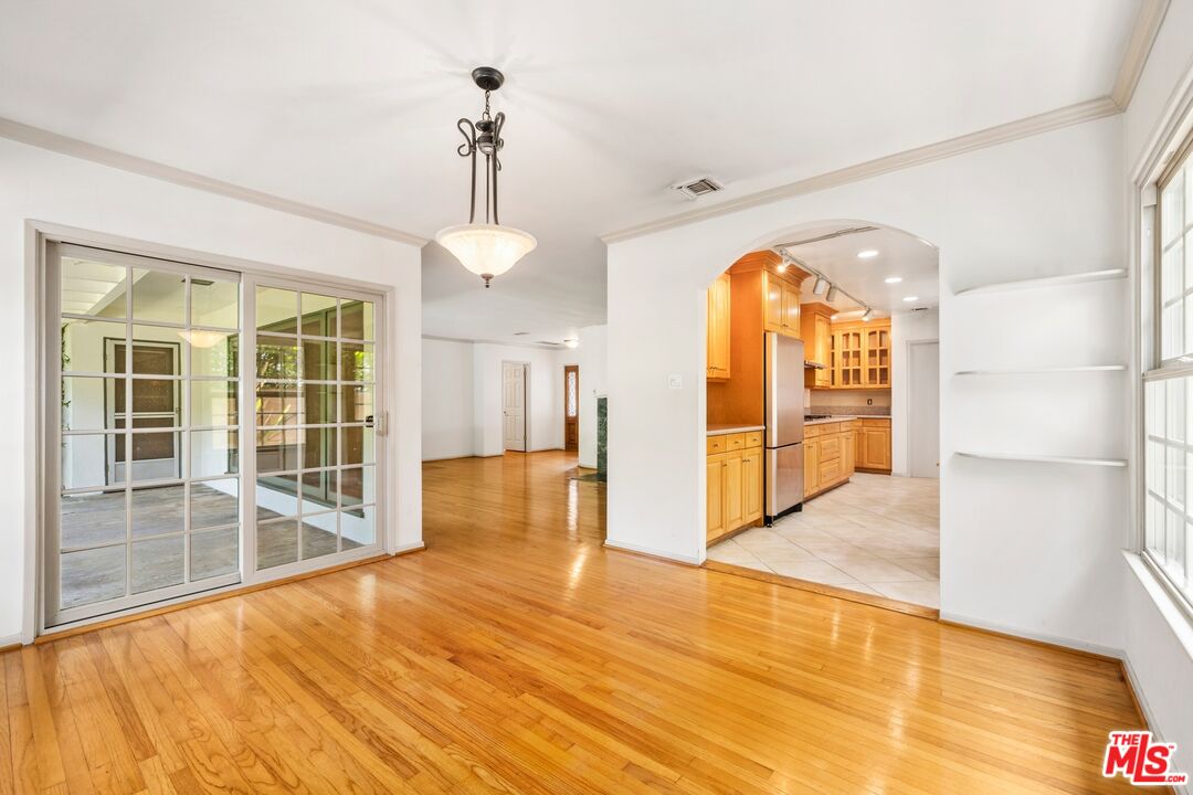 MLS #25615971 image #3