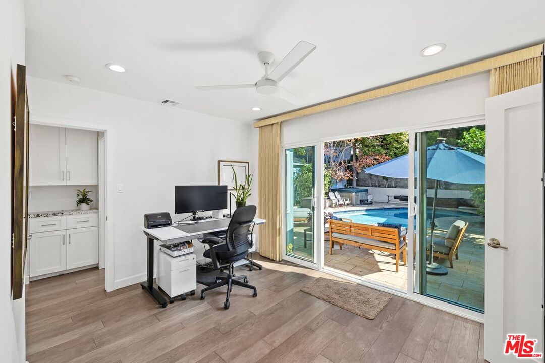 MLS #25616061 image #16